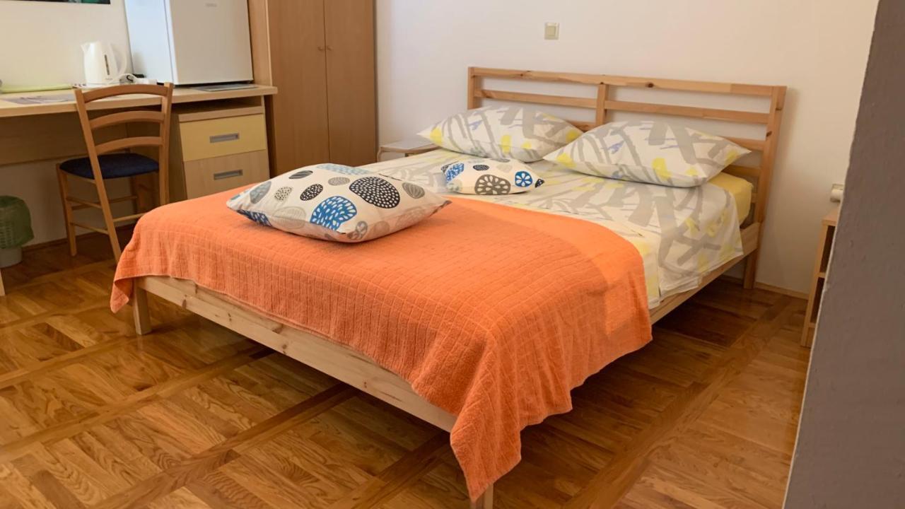 Studio Apartment And Rooms Adria Vodice Exterior photo