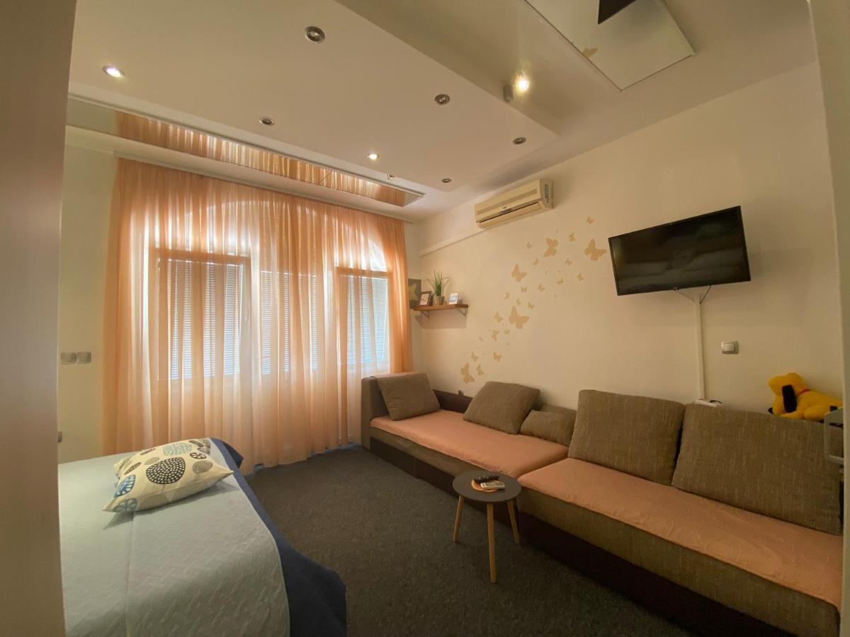 Studio Apartment And Rooms Adria Vodice Exterior photo
