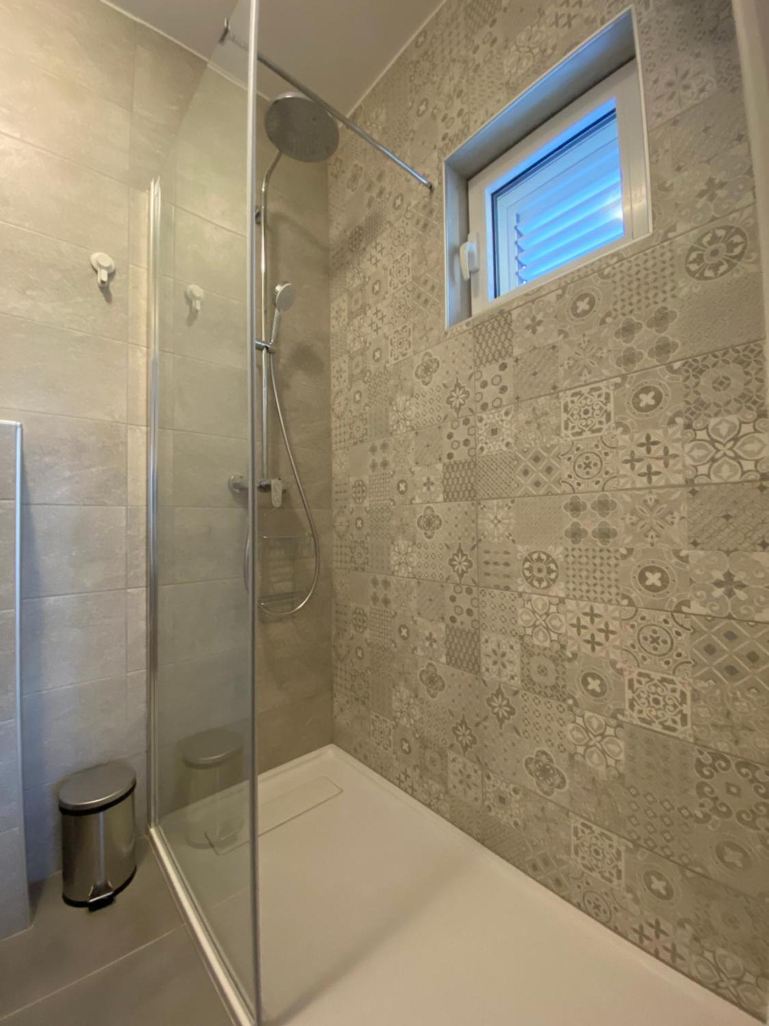 Studio Apartment And Rooms Adria Vodice Exterior photo