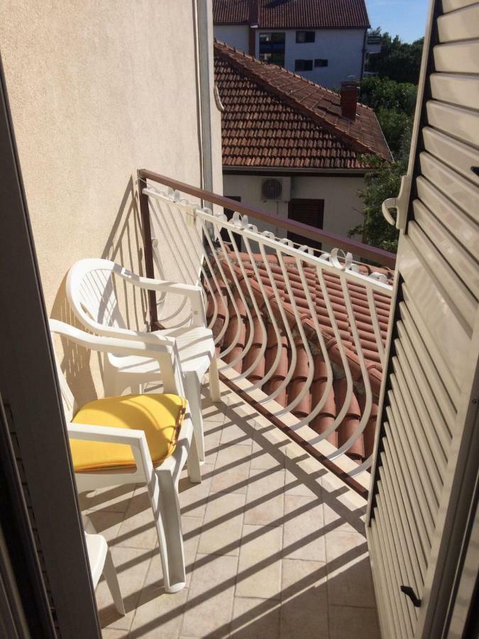 Studio Apartment And Rooms Adria Vodice Exterior photo